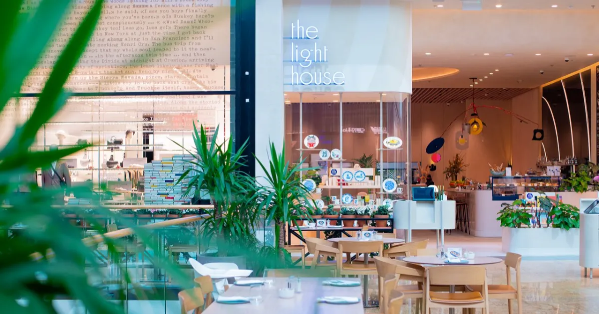 Restaurants in Mall Of Emirates The Lighthouse restaurant mall of emirates