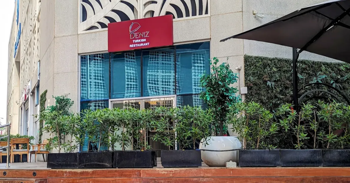 Dubai Marina Restaurants Deniz Restaurant Dubai Marina