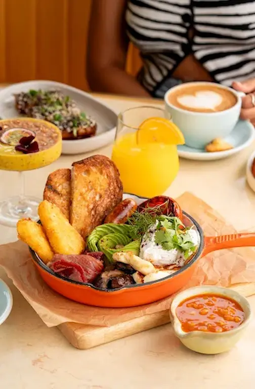 Brunch & Cake - Palm Jumeirah Mall (Nakheel Mall) Indian Food at Brunch & Cake Restaurant