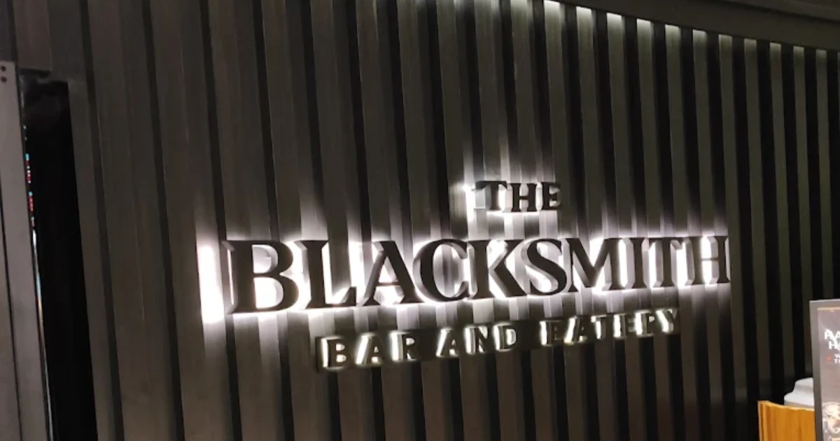 Business Bay Restaurants The Blacksmith Eestaurant – Business Bay
