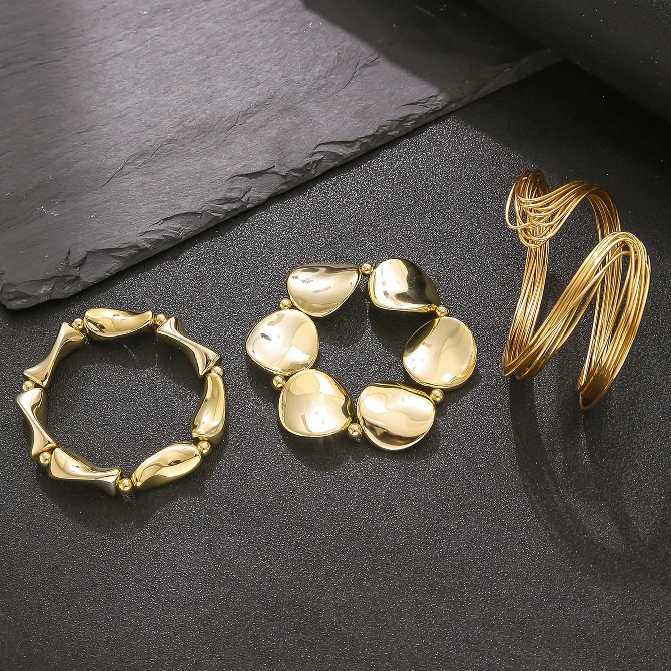 3 Pcs/set Geometric Twisted Lines Irregular Shaped Open Cuff Bracelet and Bangle Set for Women Punk Exaggerated Style Accessor 3 Pcs/set Geometric Twisted Lines Irregular Shaped Open Cuff Bracelet and Bangle Set for Women Punk Exaggerated Style Accessor - Image 6