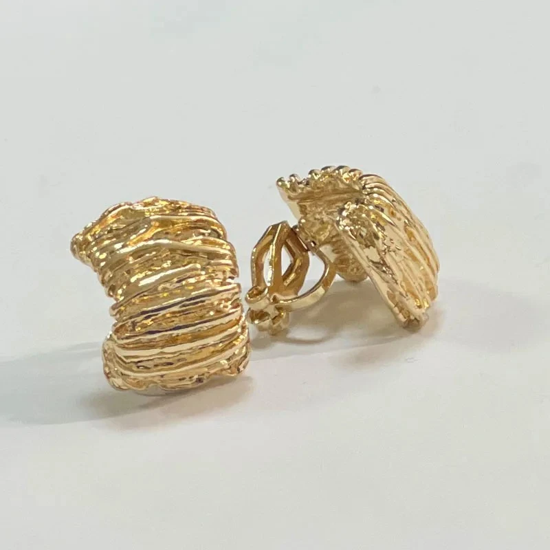 Trendy Korean Minimalist Statement Clip Earrings Jewelry Elegant Gold Color Goemtric Clip Earrings Without Piercing for Women Trendy Korean Minimalist Statement Clip Earrings Jewelry Elegant Gold Color Goemtric Clip Earrings Without Piercing for Women - Image 13
