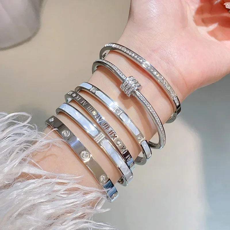 Silver Color Stainless Steel Colorfast Bracelets Skyful Star Bracelet Set for Women Fashion Light Luxury Jewelry Gifts Wholesale Silver Color Stainless Steel Colorfast Bracelets Skyful Star Bracelet Set for Women Fashion Light Luxury Jewelry Gifts Wholesale - Image 3