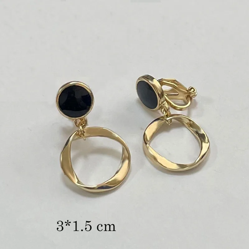 Trendy Korean Minimalist Statement Clip Earrings Jewelry Elegant Gold Color Goemtric Clip Earrings Without Piercing for Women Trendy Korean Minimalist Statement Clip Earrings Jewelry Elegant Gold Color Goemtric Clip Earrings Without Piercing for Women - Image 20
