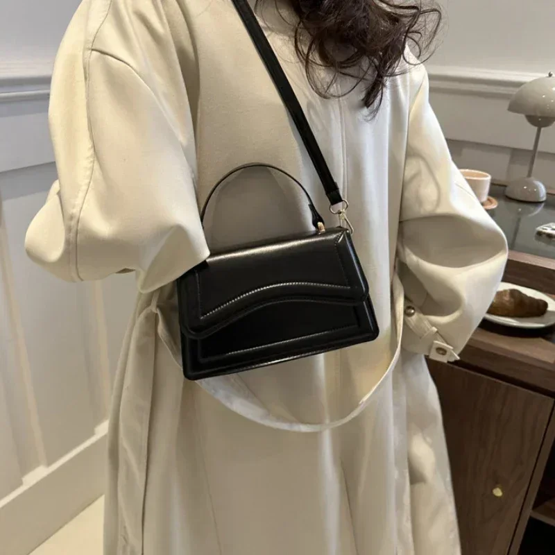 High Quality PU Leather Handbag Purse Women's Bag Solid Color Shoulder Crossbody Bags Lady Messenger Small Tote for Women Girls High Quality PU Leather Handbag Purse Women's Bag Solid Color Shoulder Crossbody Bags Lady Messenger Small Tote for Women Girls - Image 3