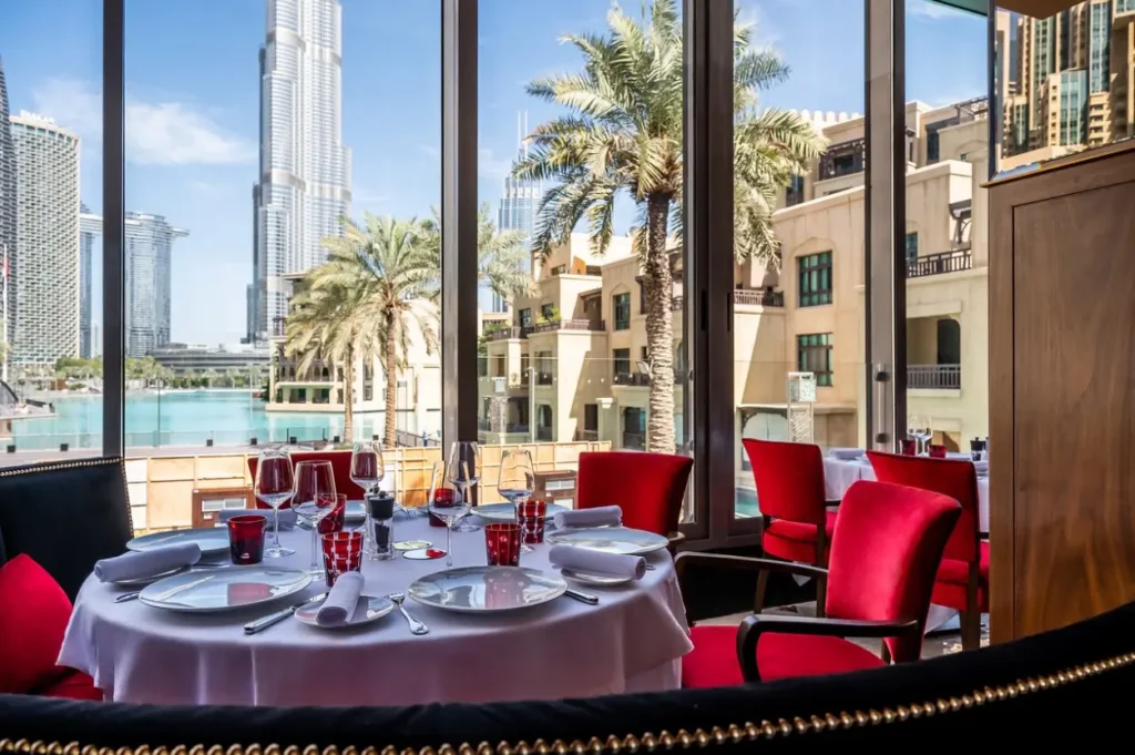 The Views Area Guide Franseco restauarant dubai
