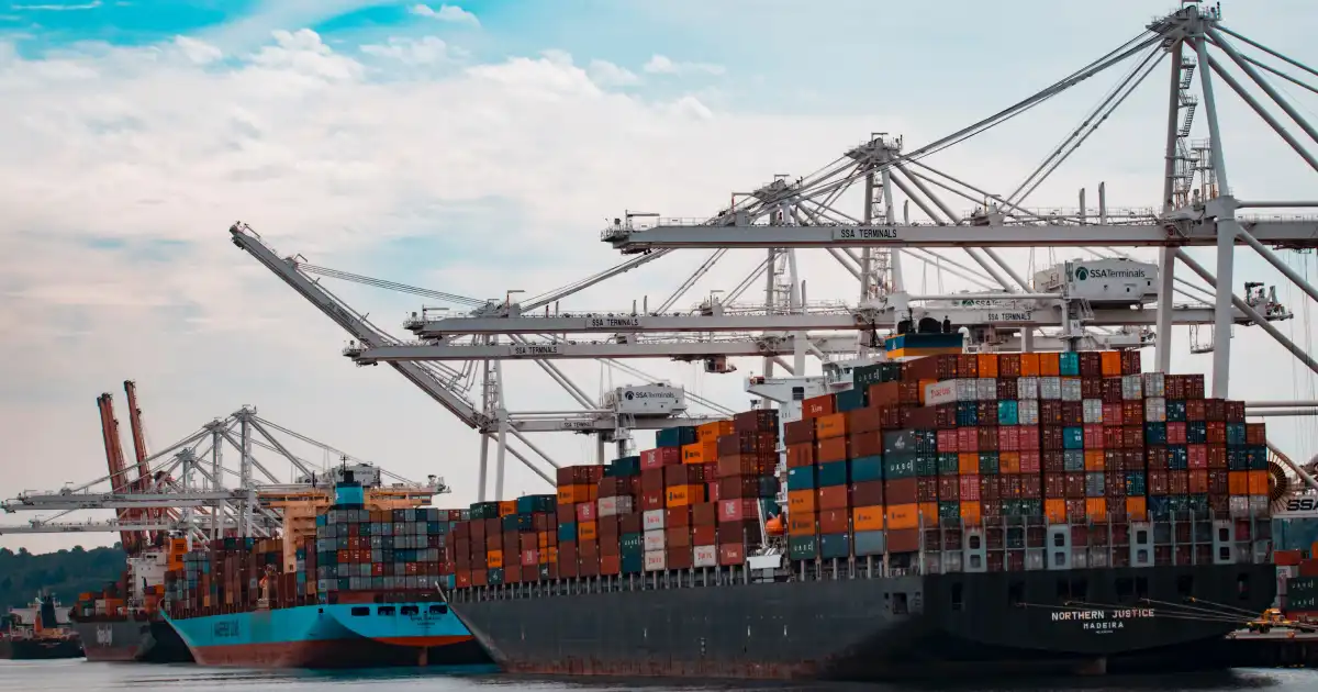 Shipping Companies in Dubai